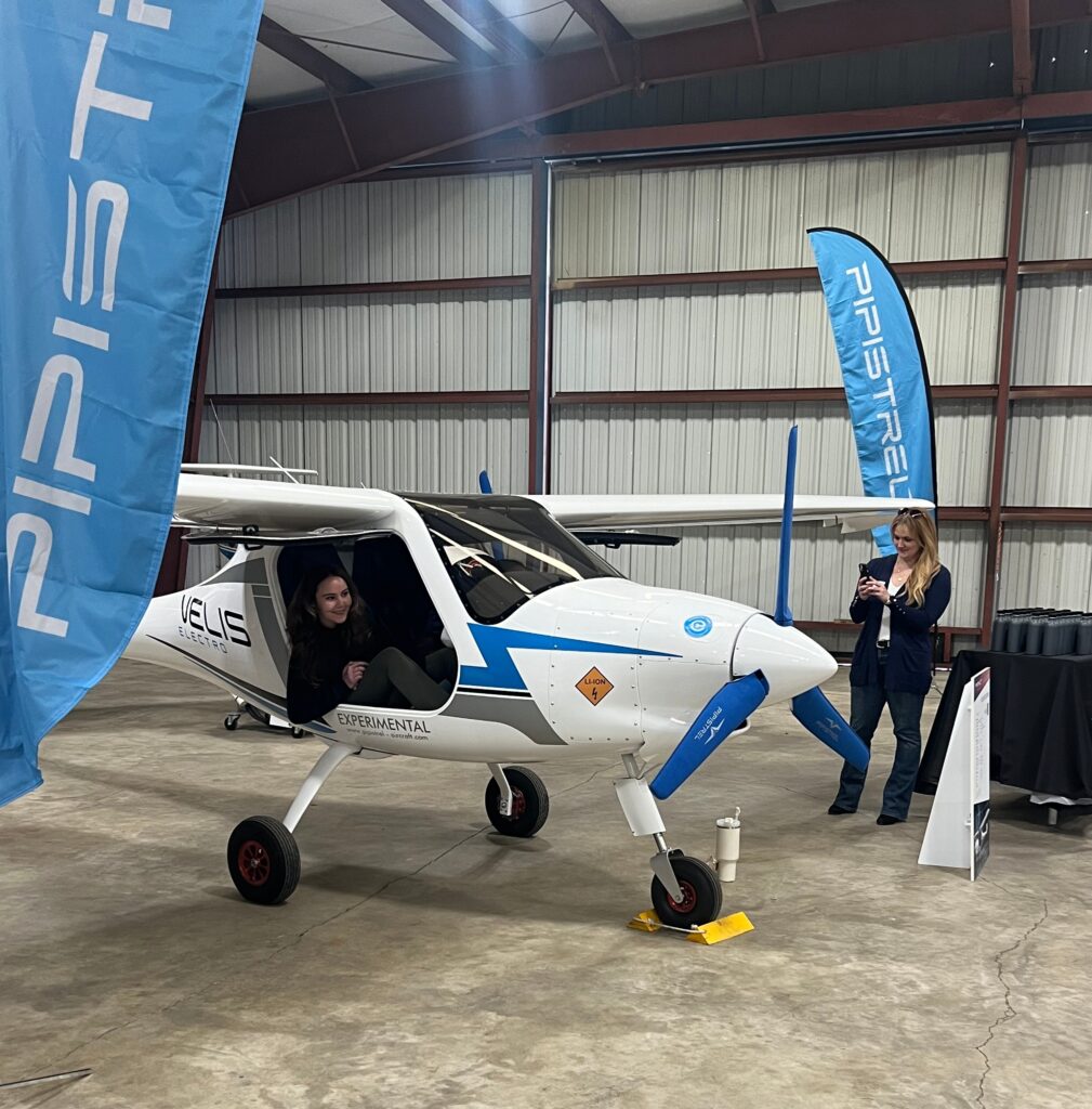 MTSI hosted a STEM and industry open house at the New Braunfels International Airport in New Braunfels, TX. The team spent the day educating local high school students on the aircrafts MTSI is leasing through Pivotal, Pyka, and Pipistrel,