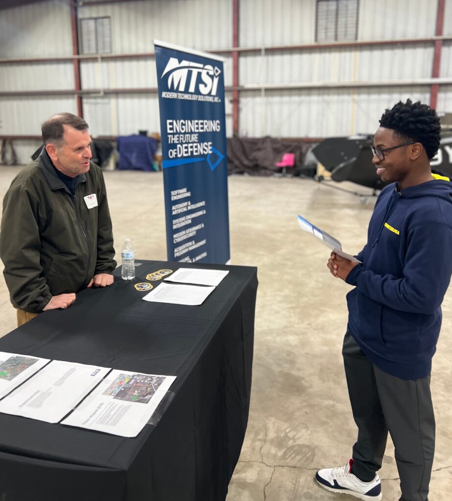 MTSI hosted a STEM and industry open house at the New Braunfels International Airport in New Braunfels, TX. The team spent the day educating local high school students on the aircrafts MTSI is leasing through Pivotal, Pyka, and Pipistrel,